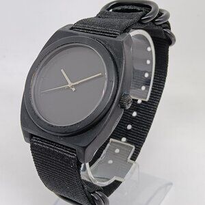 Nixon Time Teller Unisex 39mm Black Polycarbonate NATO Strap Watch